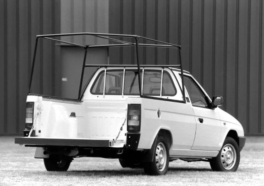  Skoda Favorit Foreman II Pick-Up (Type 787) 1991 года  (фото 2 из 5)